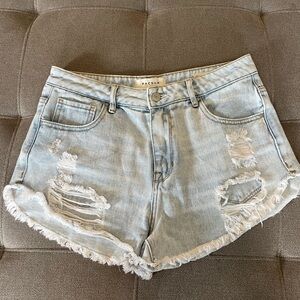 PacSun high-waisted jean shorts distressed size 27